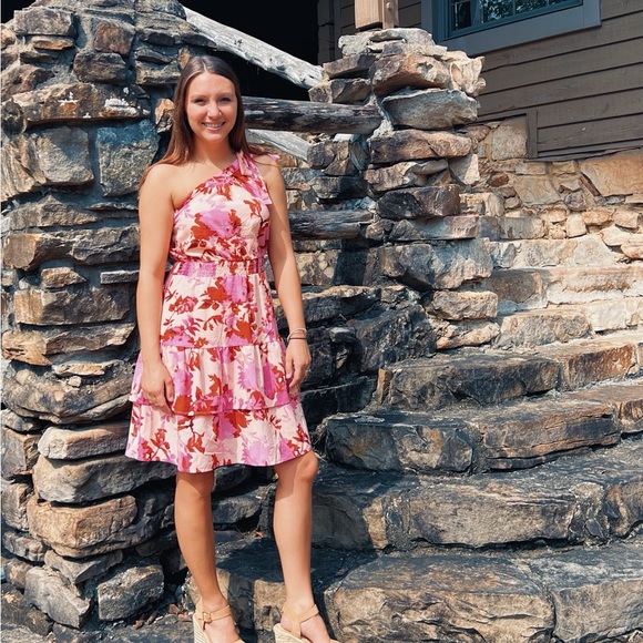 Meet your Posher, Morgan - Picture 2 of 2